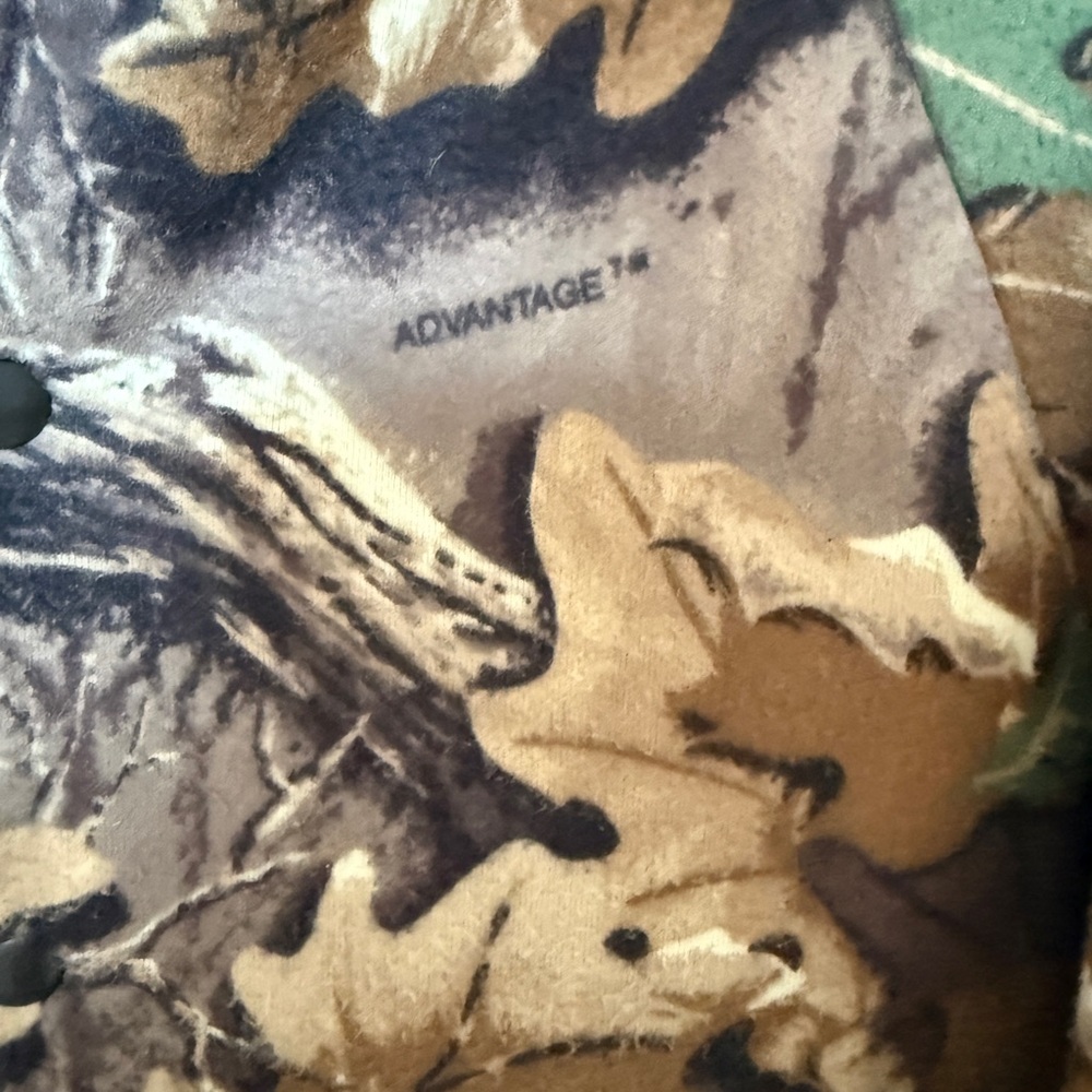 Realtree Advantage Camo Fleece Bomber Jacket - Picture 4 of 5